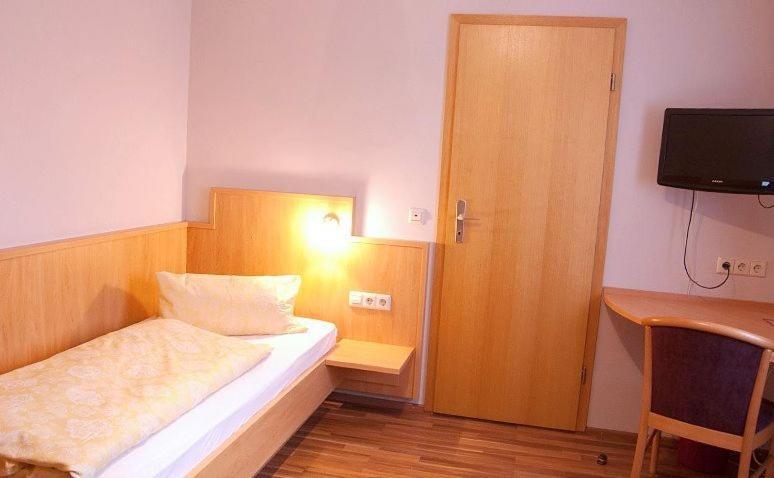 Hotel Restaurant Buergerstuben Altenstadt  Quarto foto